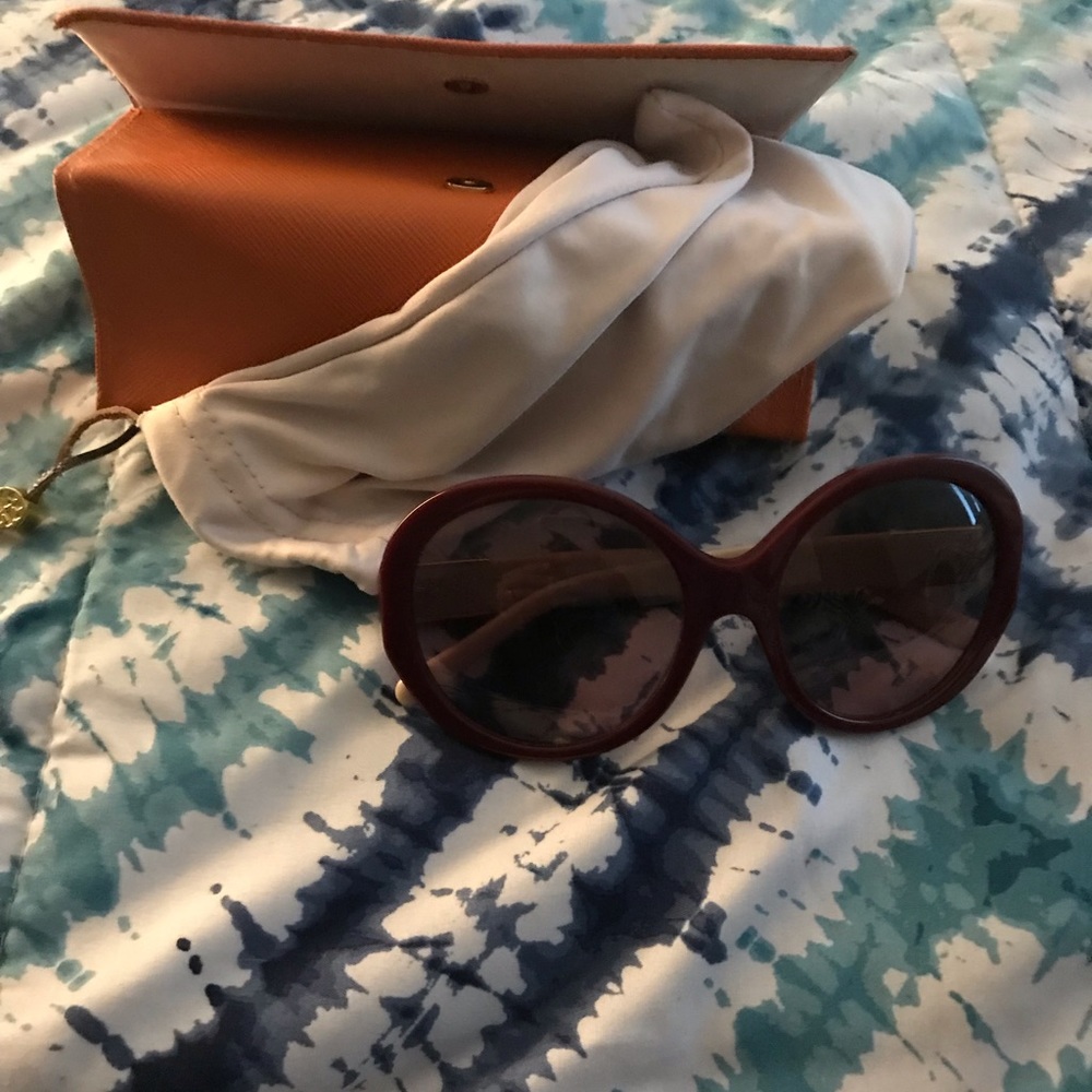 Tory Burch glasses - Picture 2 of 4